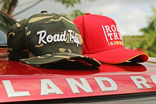 topi roadtrip indonesia warna lorang dan merah